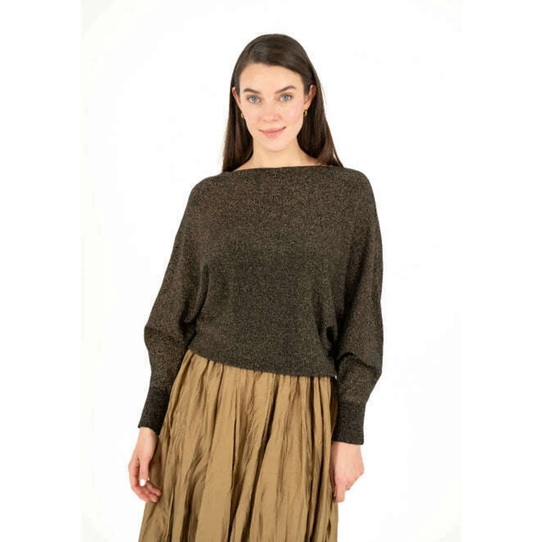 apricot__metallic_batwing_0.webp APRICOT - Metallic Batwing Sweater - Black/Gold