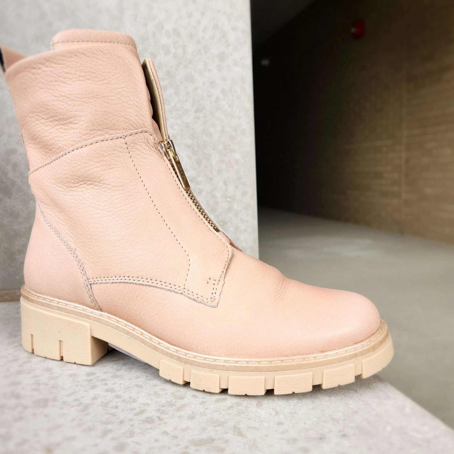 ara__deon_womens_lug_sole_2.webp Ara - Deon Women's Lug Sole Leather Moto Boot