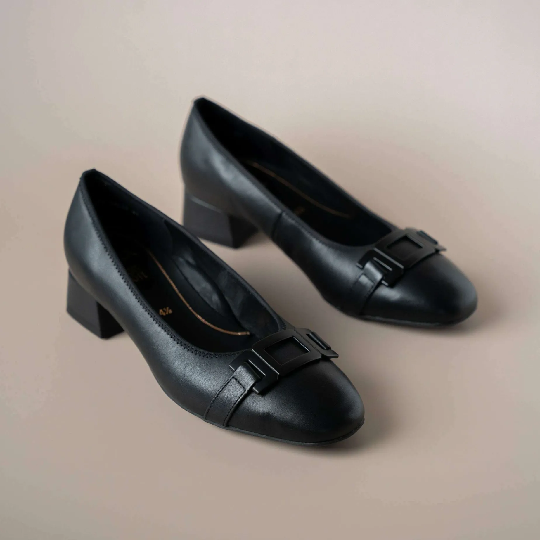 ara__gallant__low_heel_le_2.webp ARA - GALLANT 2 Low Heel Leather Pump