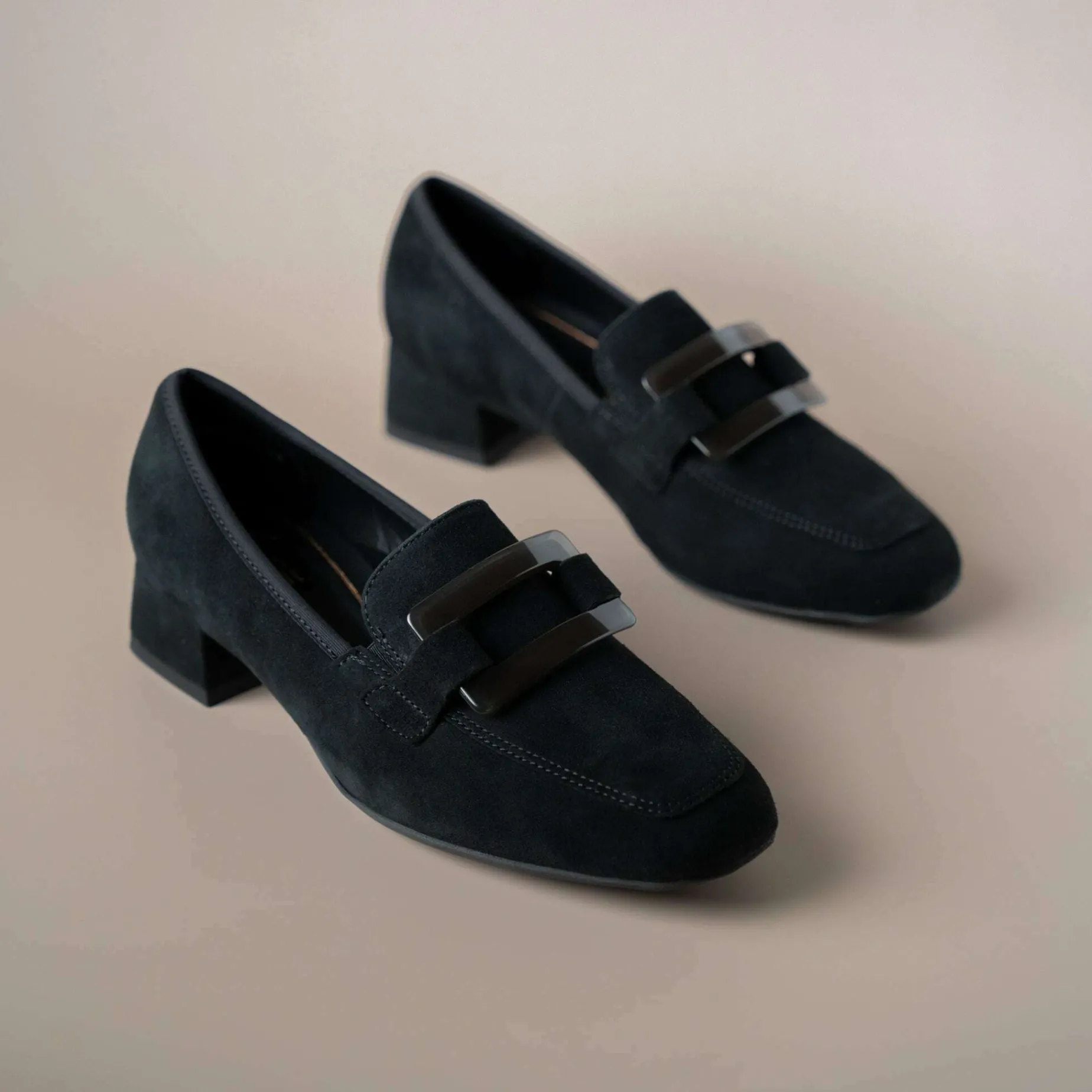 ara__glimmer_heel_black_s_2.webp ARA - Glimmer Heel Black Suede Loafer