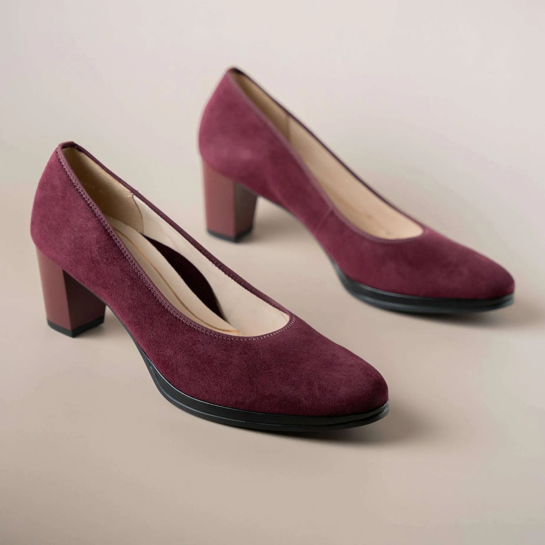 ara__ophelia_in_burgundy__1.webp Ara - Ophelia in Burgundy Suede