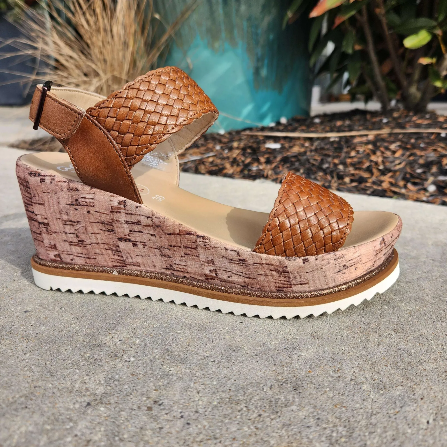 ara__pasadena__cognac_lea_0.webp ARA - Pasadena - Cognac Leather Platform Wedge Sandal