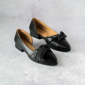 Bueno - Ivory - Black or Pale Pink Leather