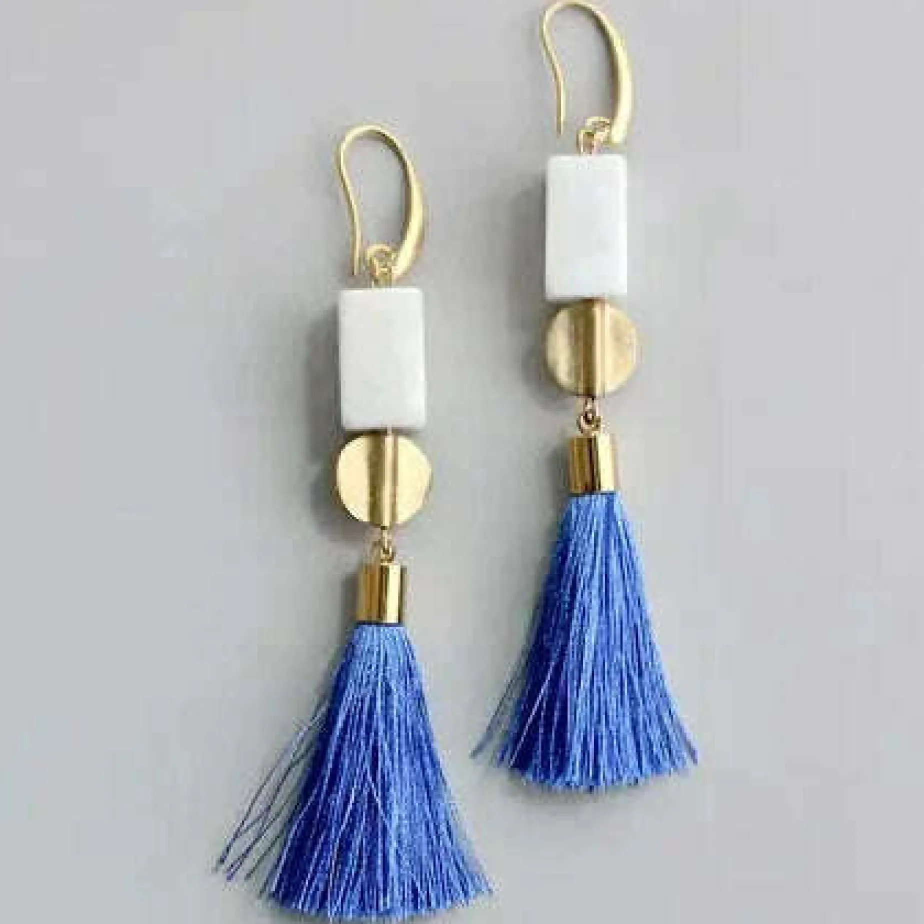 david_aubrey__white_amp_b_0.webp DAVID AUBREY - White & Blue Tassel Earrings