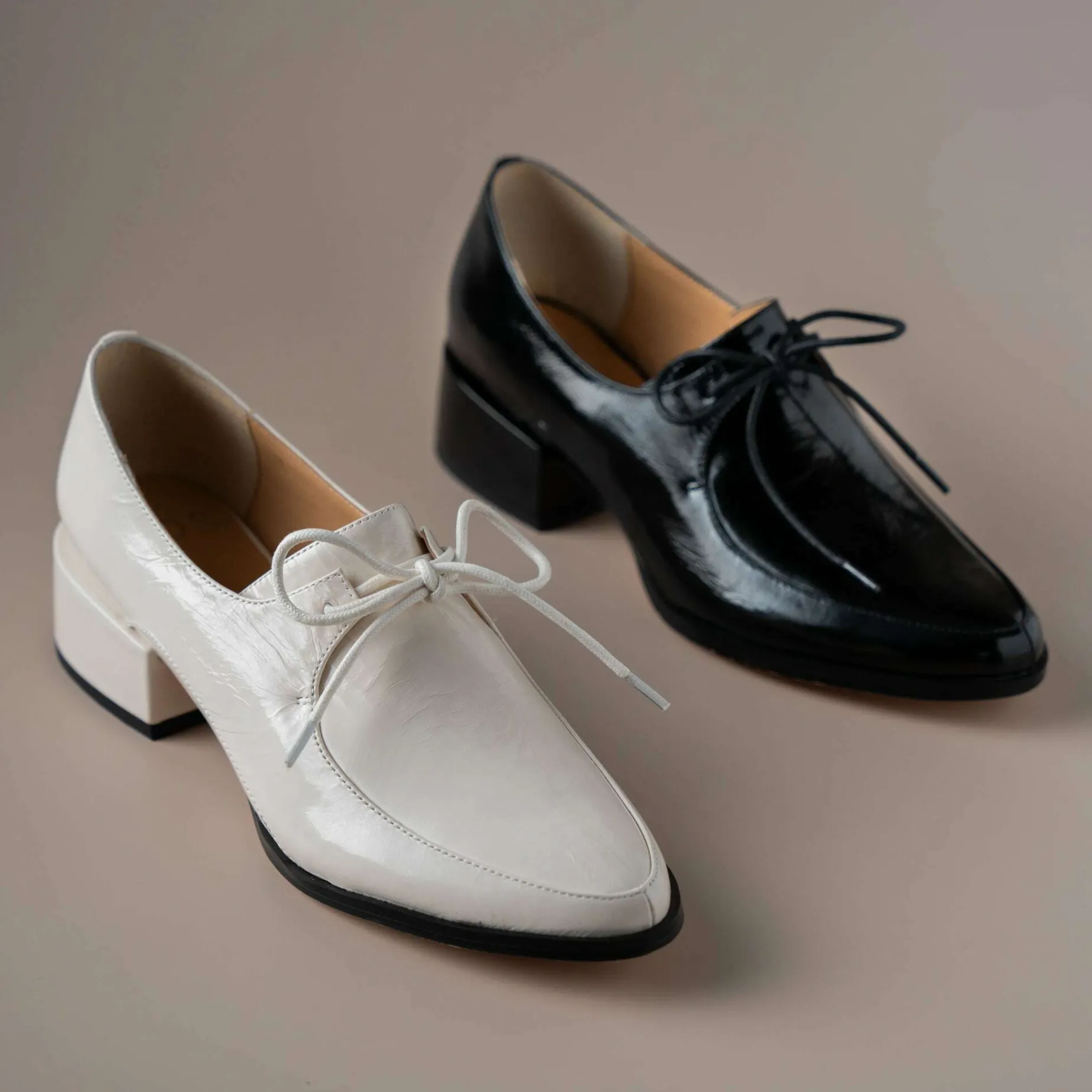 eos__casi__oxford_low_hee_0.webp EOS - Casi - Oxford Low Heel - Black & Ivory Patent