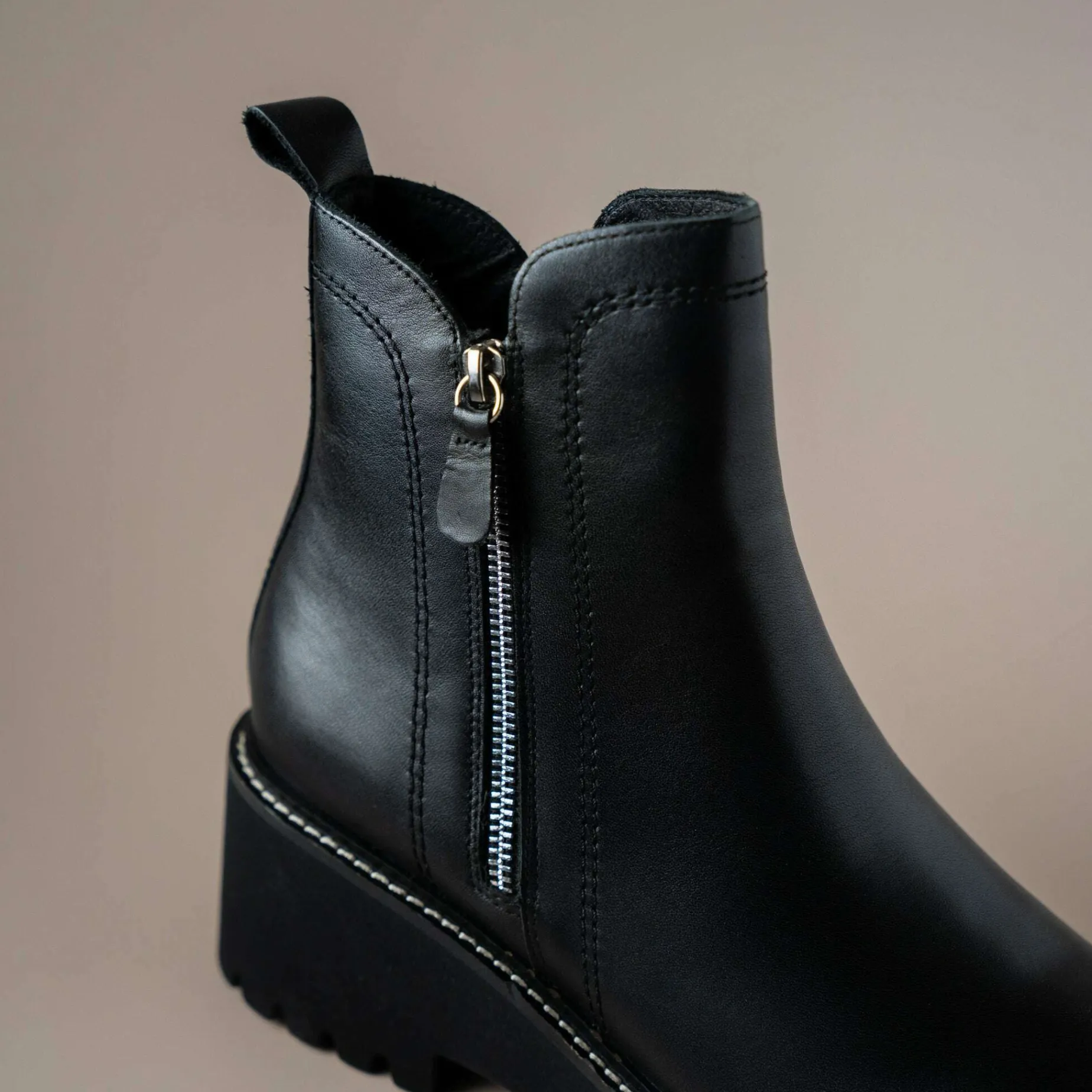 eos_parson__black_leather_1.webp EOS- PARSON - Black Leather Lug Sole Boot