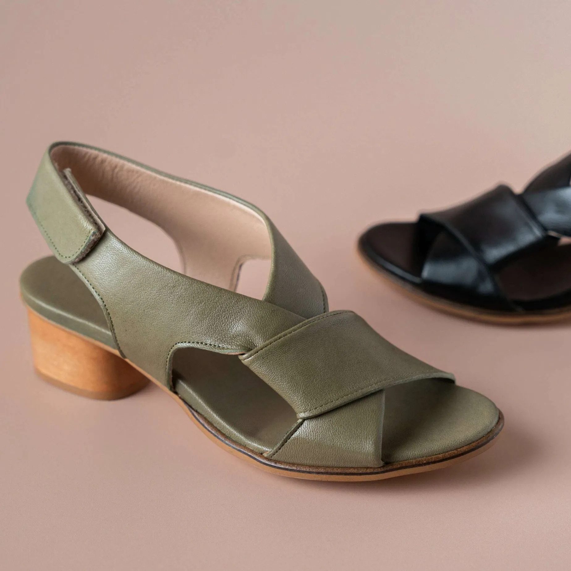 eric_michael_isla_mid_hee_0.webp ERIC MICHAEL ISLA Mid Heel Leather Sandal