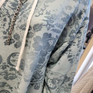 FREE PEOPLE - Magpie Sweatshirt - Ice Combo