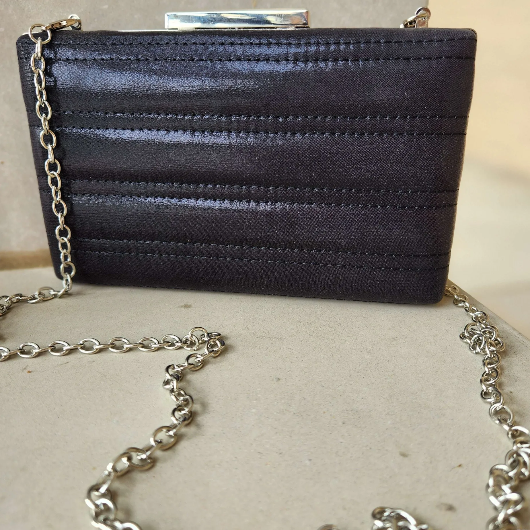 gold___clutch_black_0.webp 42 Gold - 7008 Clutch Black