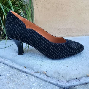 L'Amour des Pieds - Bamell Navy or Black Fashion Comfort Pump