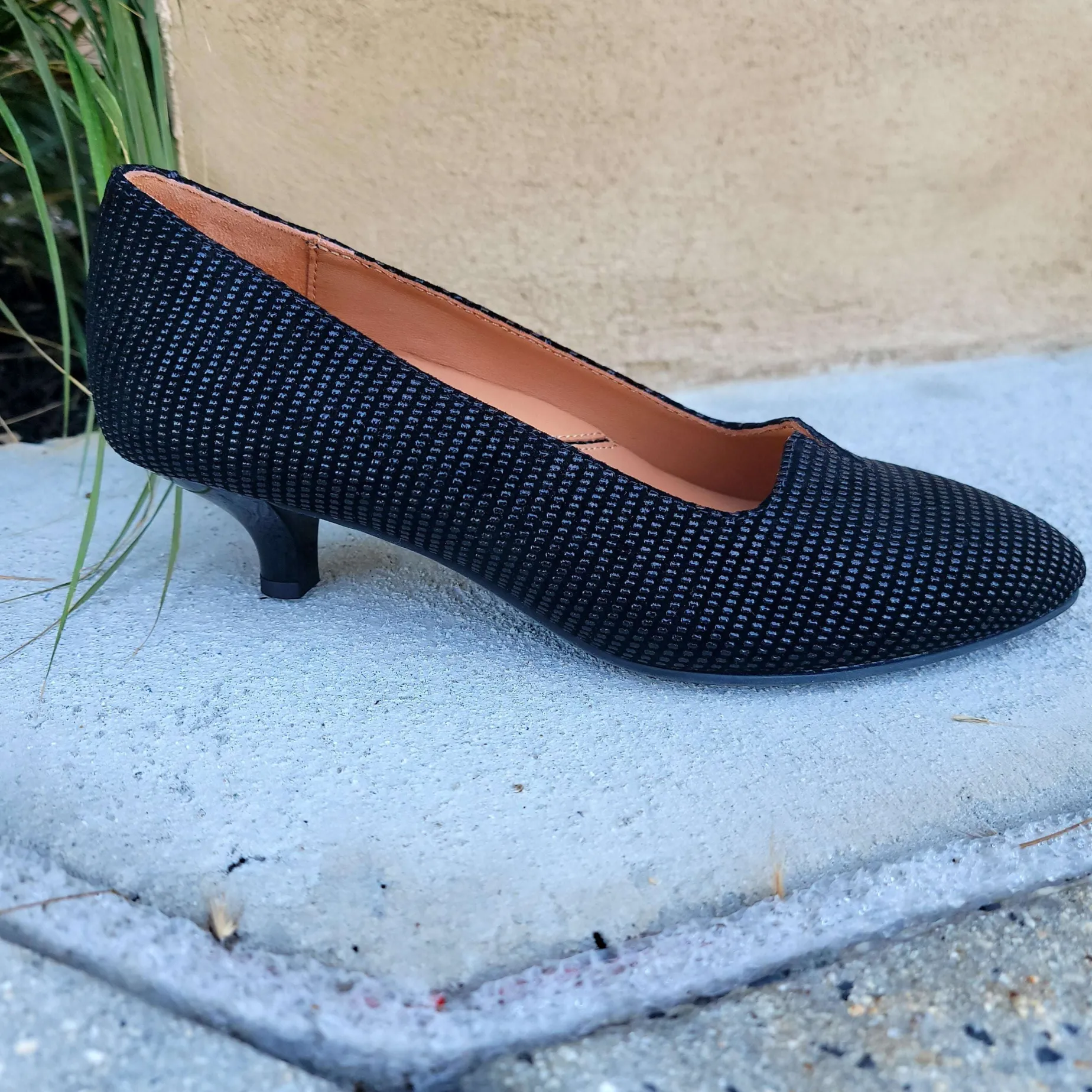 lamour_des_pieds__kavan_l_1.webp L'Amour Des Pieds - Kavan Low Heel Comfort Fashion Pump