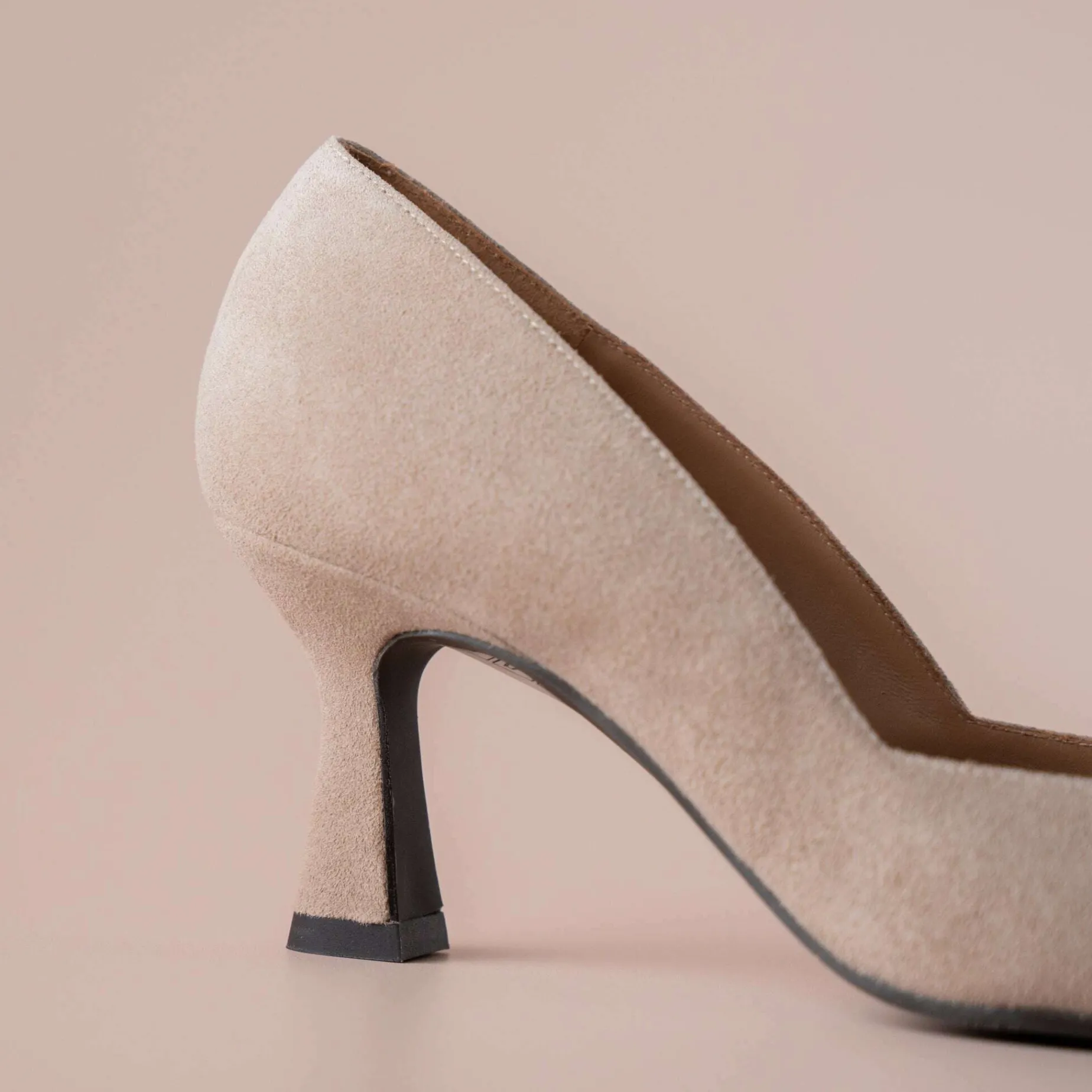 lodi__genius__stone_suede_2.webp LODI - Genius - Stone Suede High Heel Pump