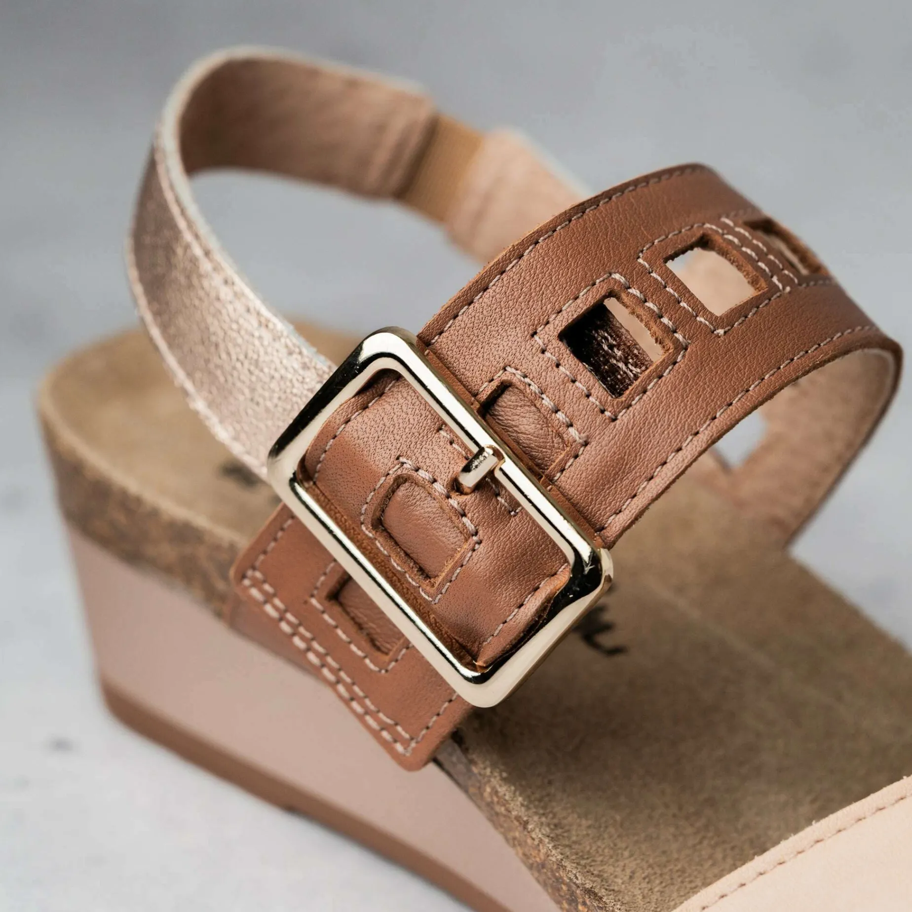naot__dynasty_in_blush_am_1.webp NAOT - Dynasty in blush & brown