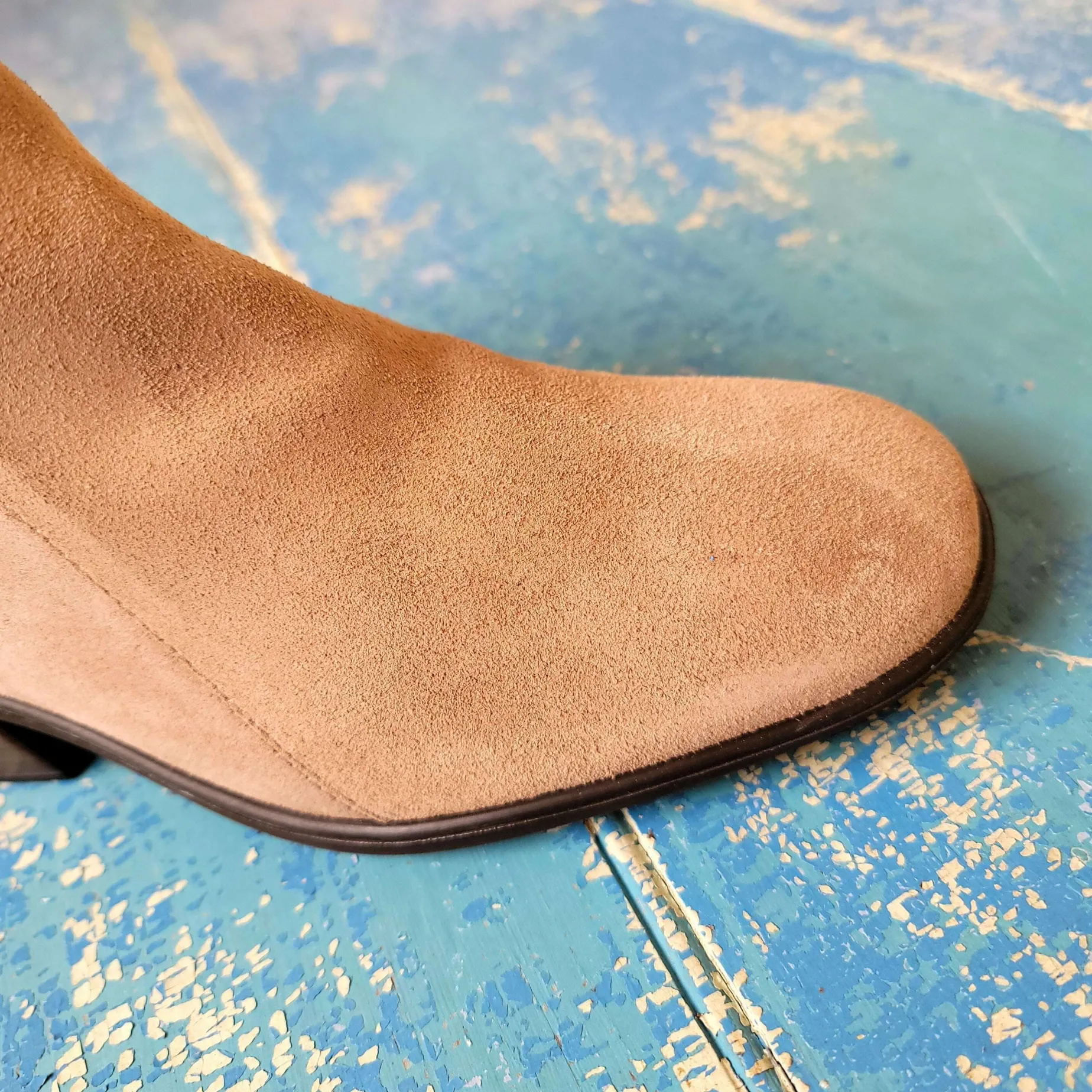 naot__ethic__almond_suede_1.webp Naot - ETHIC - Almond Suede