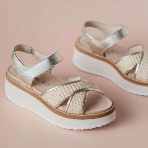 NAOT - Pavlova Platform Fashion Comfort Sandal