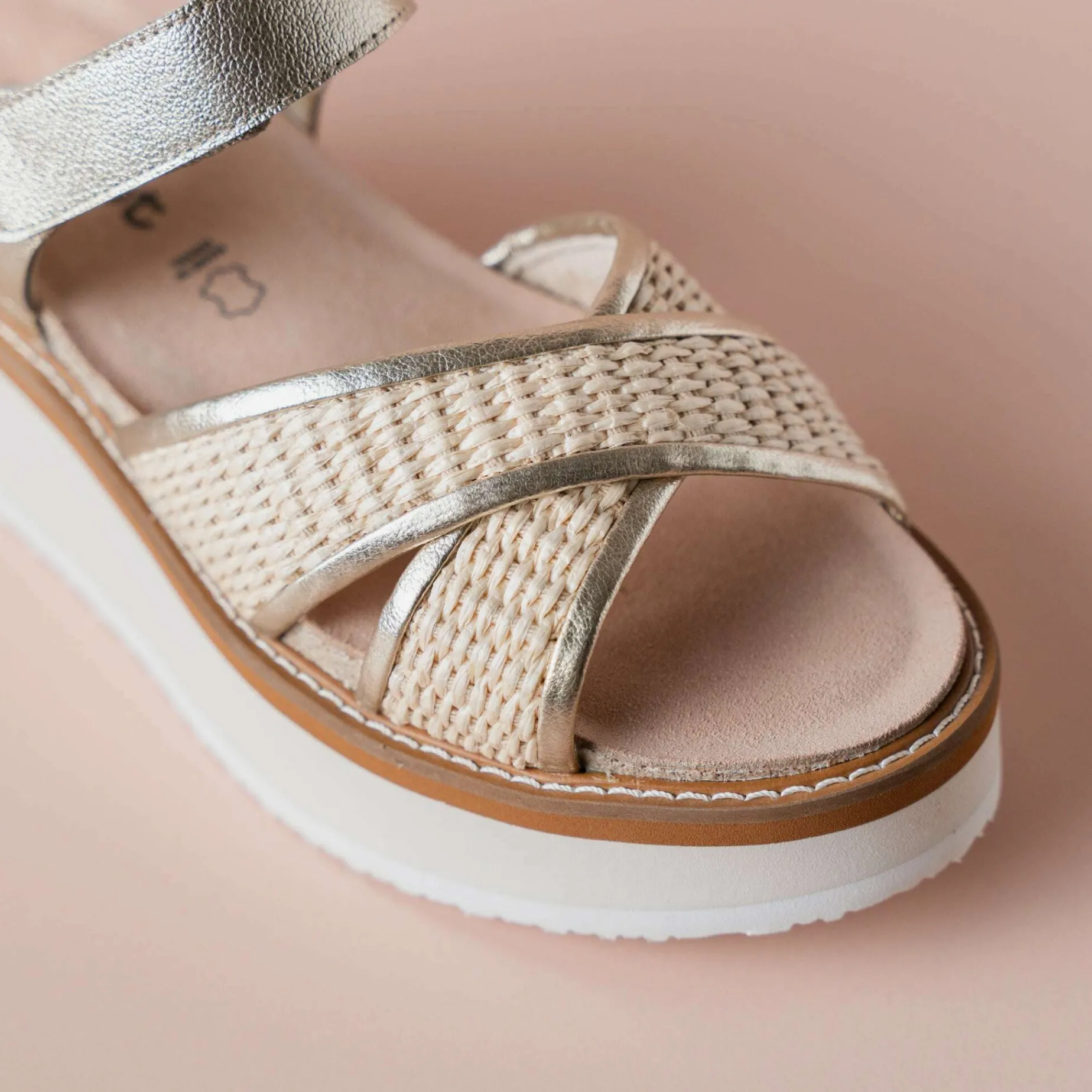 naot__pavlova_platform_fa_2.webp NAOT - Pavlova Platform Fashion Comfort Sandal