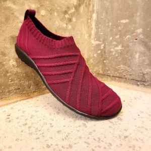 Okahu - Raspberry Stretchy Vegan Slip on Women's Shoe