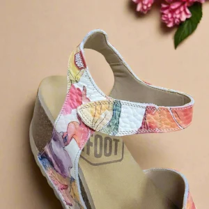 ON FOOT - SAMOA - FLORES