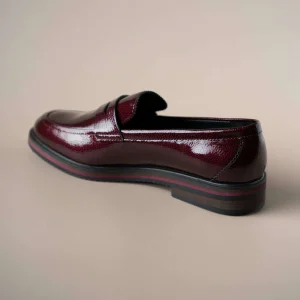 REGARDE LE CIEL - Berta Patent Leather Loafer in Burgundy or Navy