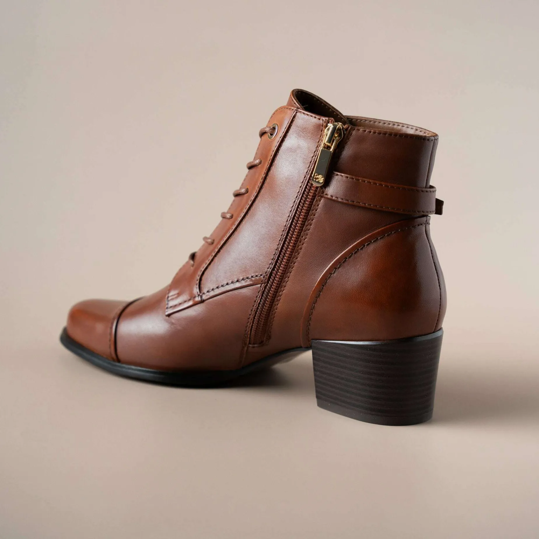 regarde_le_ciel__jolene___2.webp REGARDE LE CIEL - Jolene 04 High Heel Lace up Ankle Boot