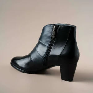 REGARDE LE CIEL - Sonia 78 Black & Navy High Heel Leather Ankle Boot