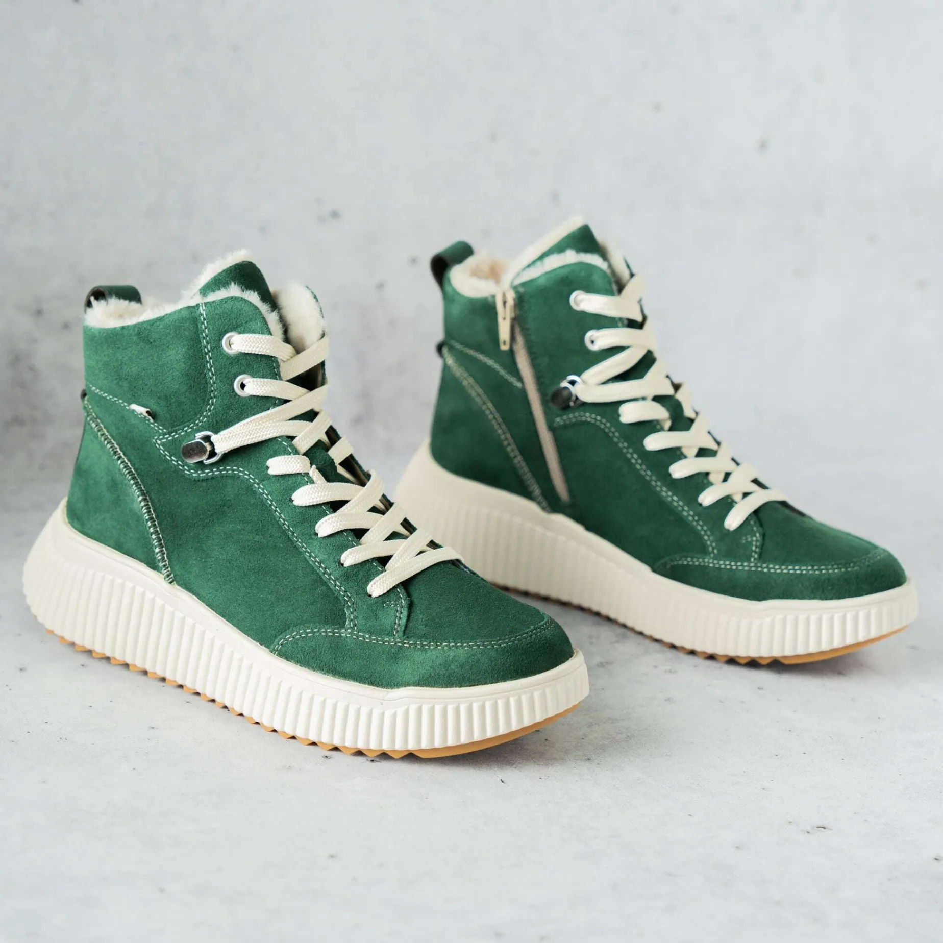 revolution__w__black_amp__2.webp Revolution - W1771 - Black & Green Suede