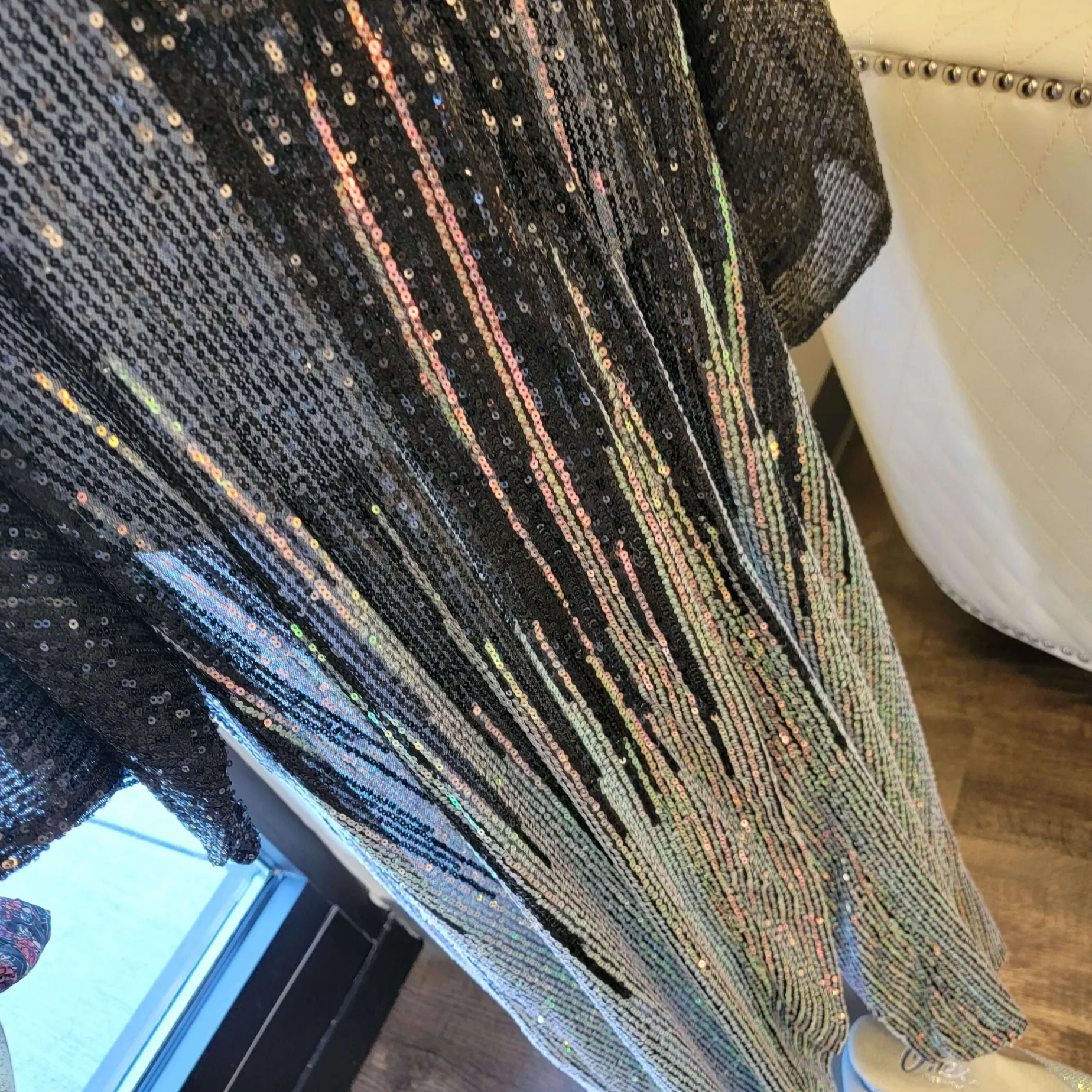 saachi__sequin_party_dust_1.webp Saachi - Sequin Party Duster