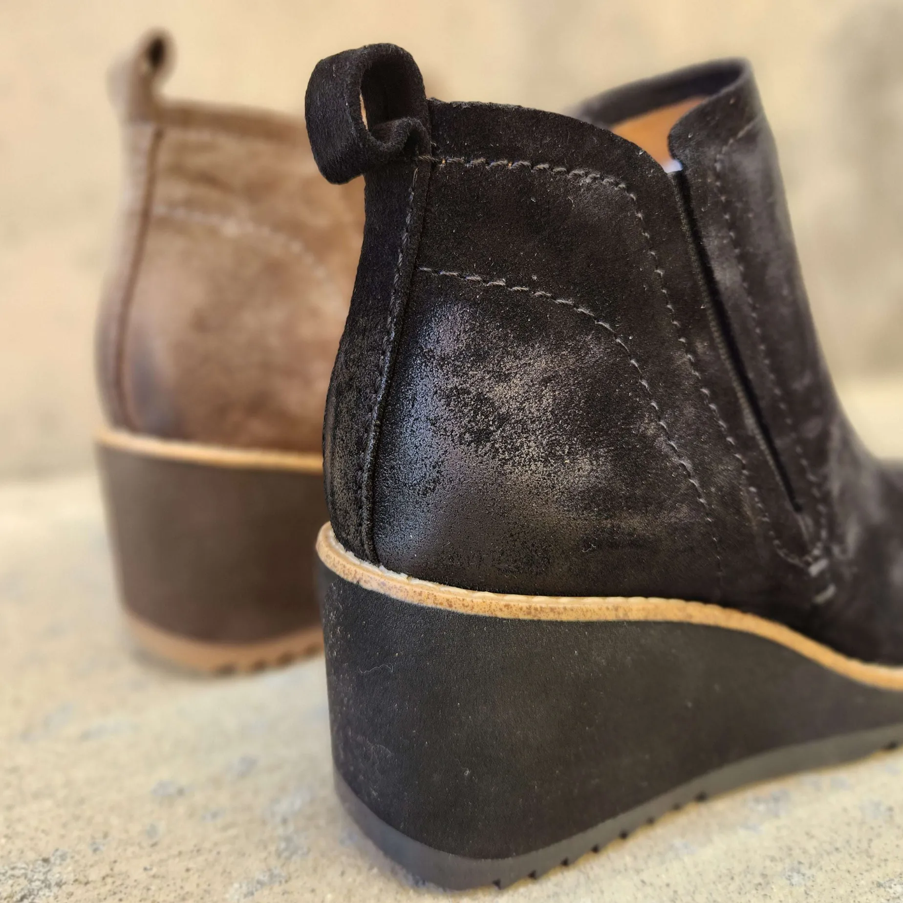 sfft__emeree_wedge_suede__2.webp Söfft - Emeree Wedge Suede Ankle Boot