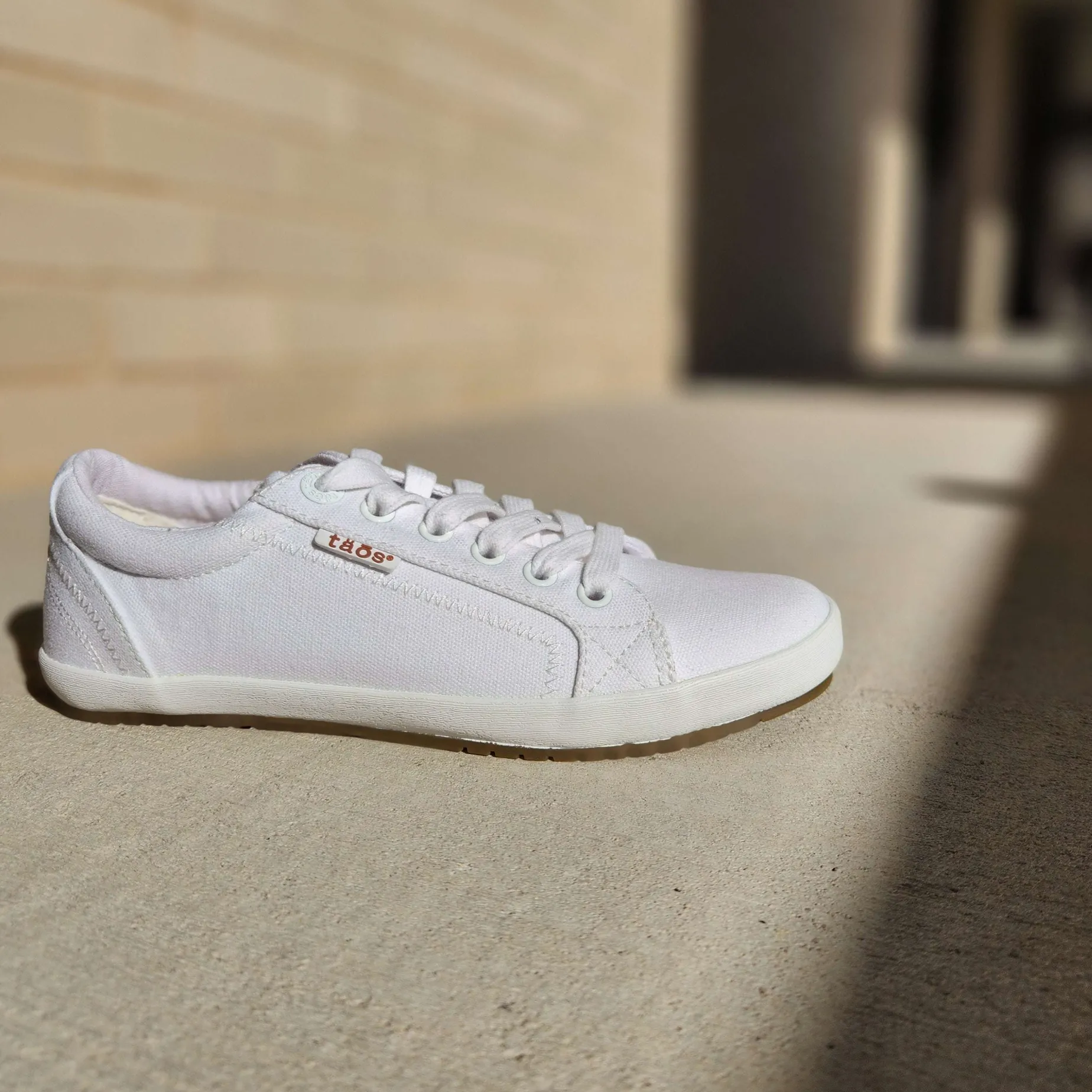taos__start_white_canvas__0.webp Taos - Start White Canvas Sneaker