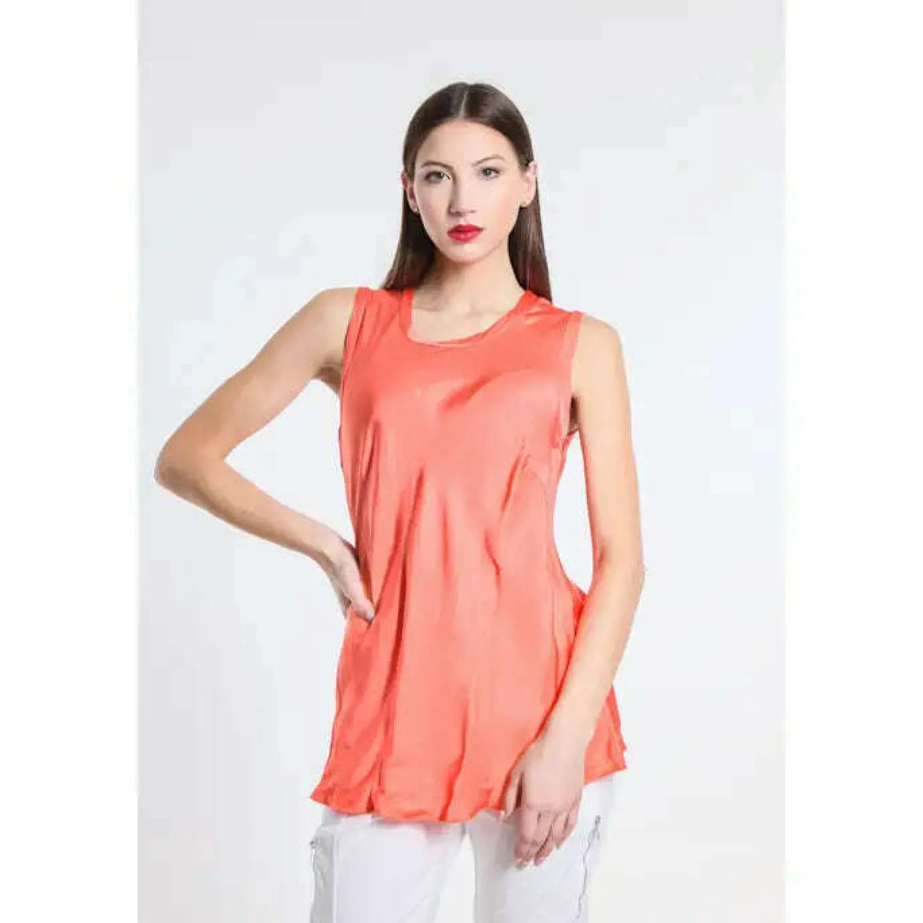 tina_stephens__antonia_to_0.webp Tina Stephens - Antonia Top - Coral