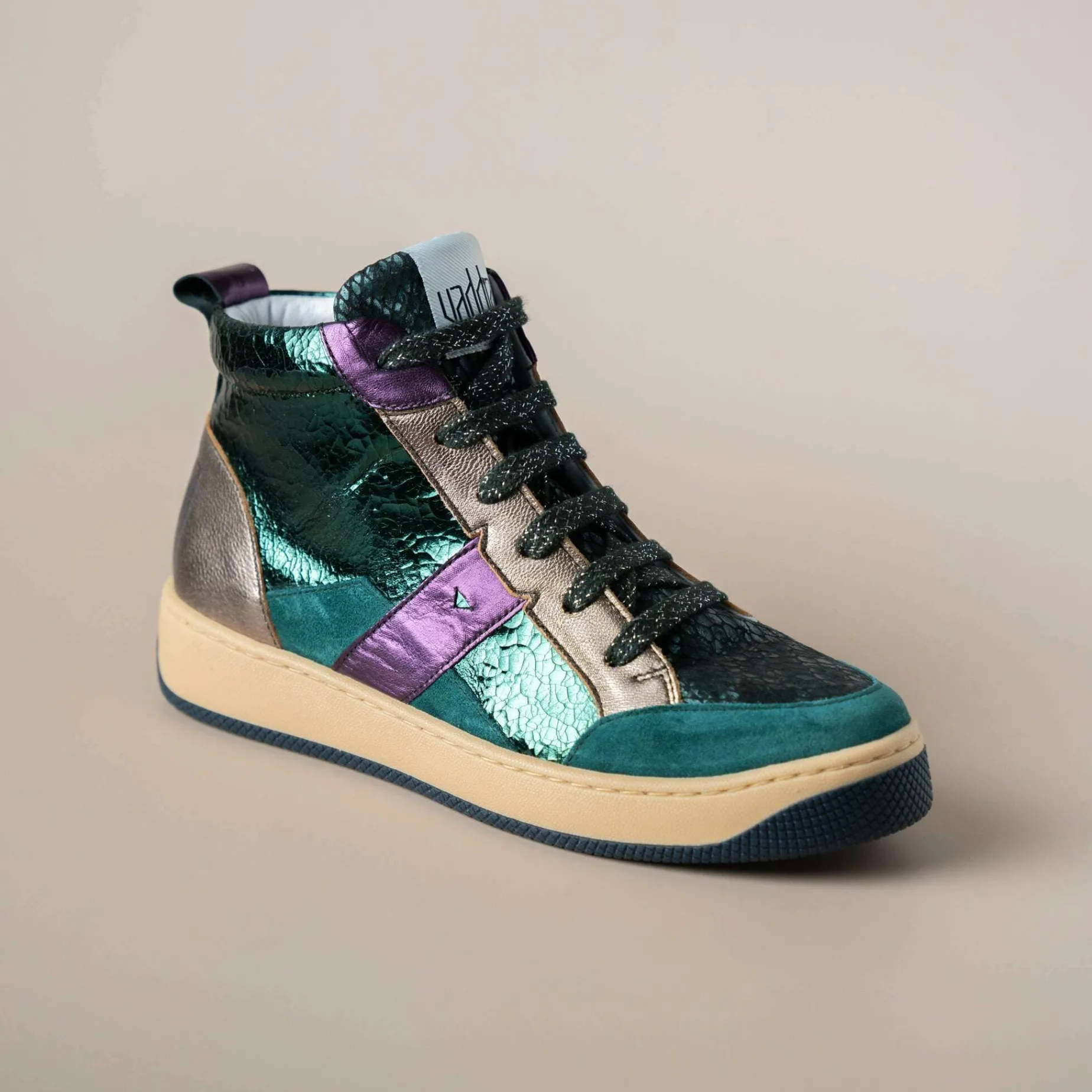 vaddia__felix_green_high__0.webp VADDIA - FELIX Green High Top Sneaker